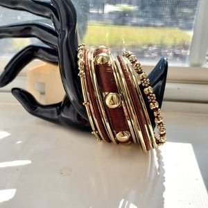CATO GOLD TONE 13 BANGLE BRACLETS